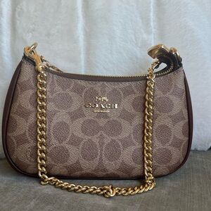 Coach Teri Mini in Signature Canvas